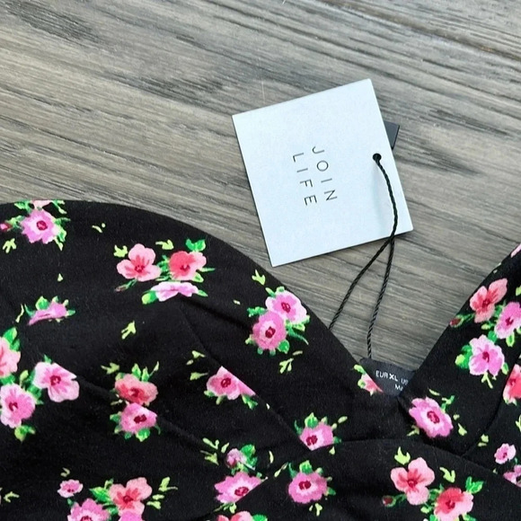 ✨🆕Zara🆕✨ | Black and pink  floral bustier crop top - Picture 5 of 11